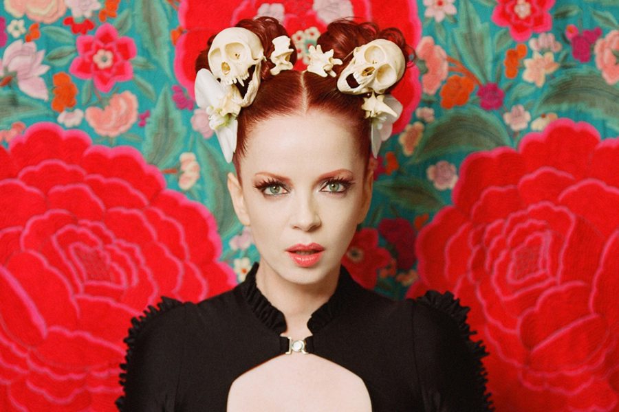 1600x1200px-shirley-manson-381698-900x600.jpg